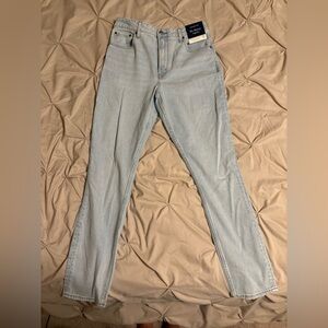 Abercrombie High Rise Jeans